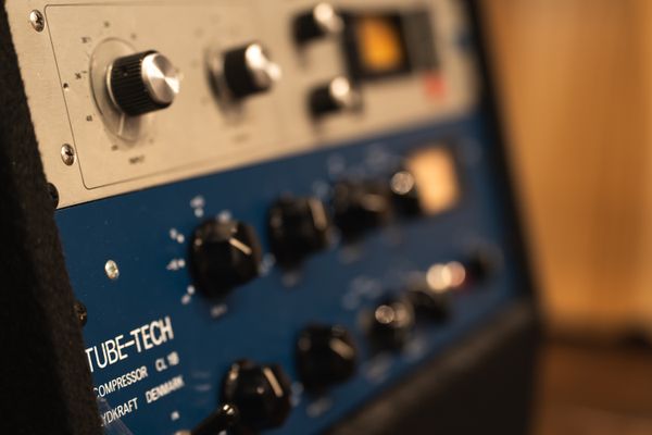 TUBE-TECH CL1B